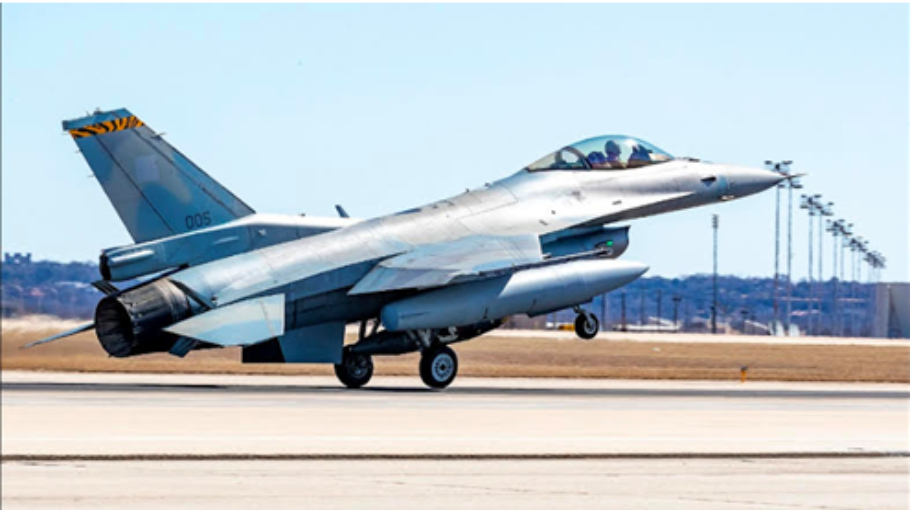 Lockheed Martin: Επιστρέφει το πρώτο αναβαθμισμένο F-16 Viper