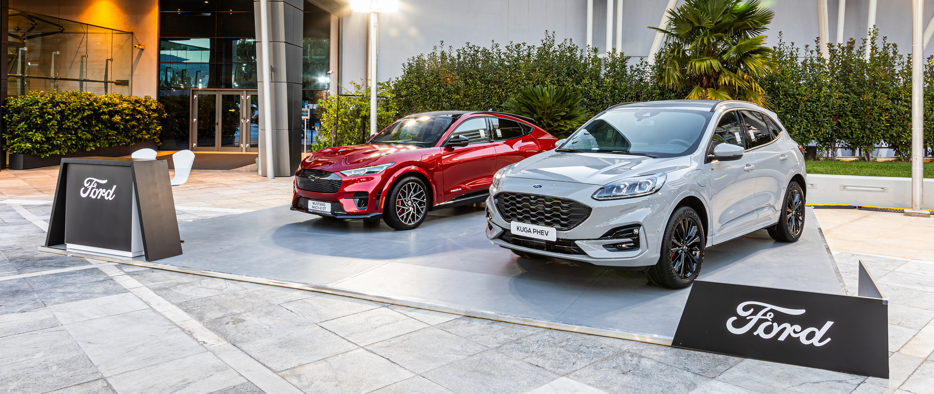Με Mustang Mach-E και Kuga PHEV η Ford στην «MOBILITY 2023»