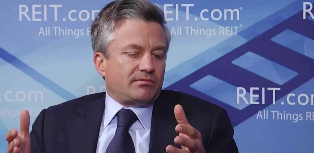 Guy Metcalfe: Αποχωρεί ο τραπεζίτης της Morgan Stanley