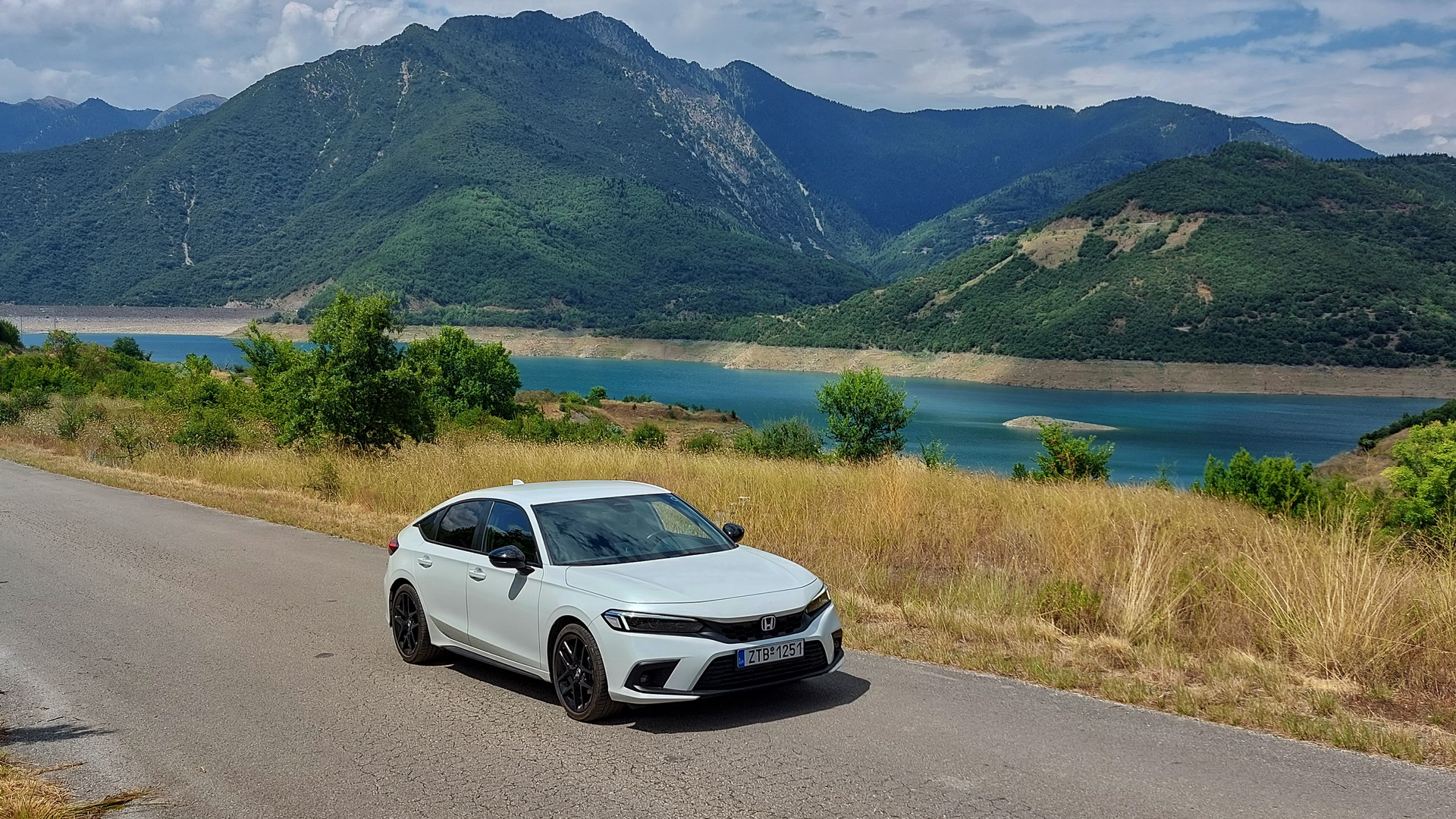 Δοκιμή κατανάλωσης: Πόσο καίει το Honda Civic e:HEV με φουλ φορτίο και air-condition