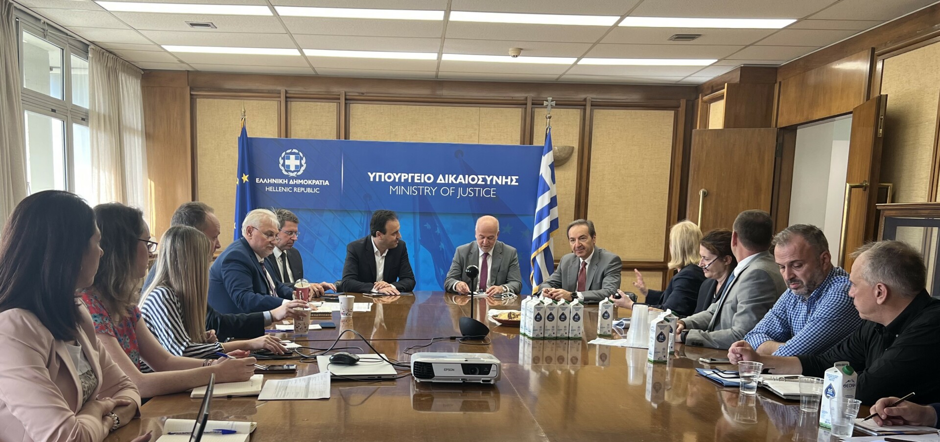 Συνάντηση στο Υπουργείο Δικαιοσύνης © ΔΤ