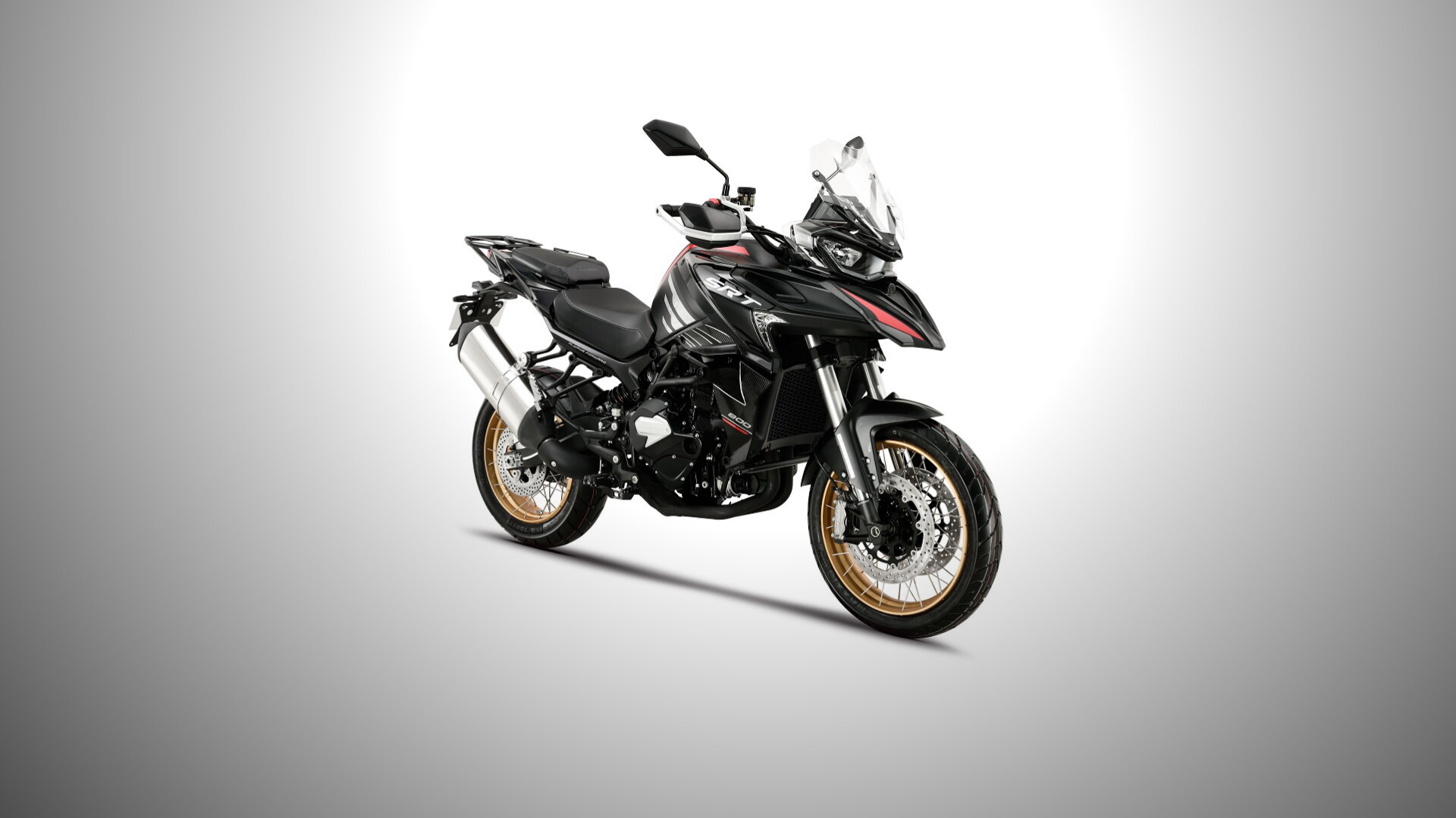 Νέα QJMOTOR SRT 800SX με ισχυρότερο μοτέρ και εξοπλισμό