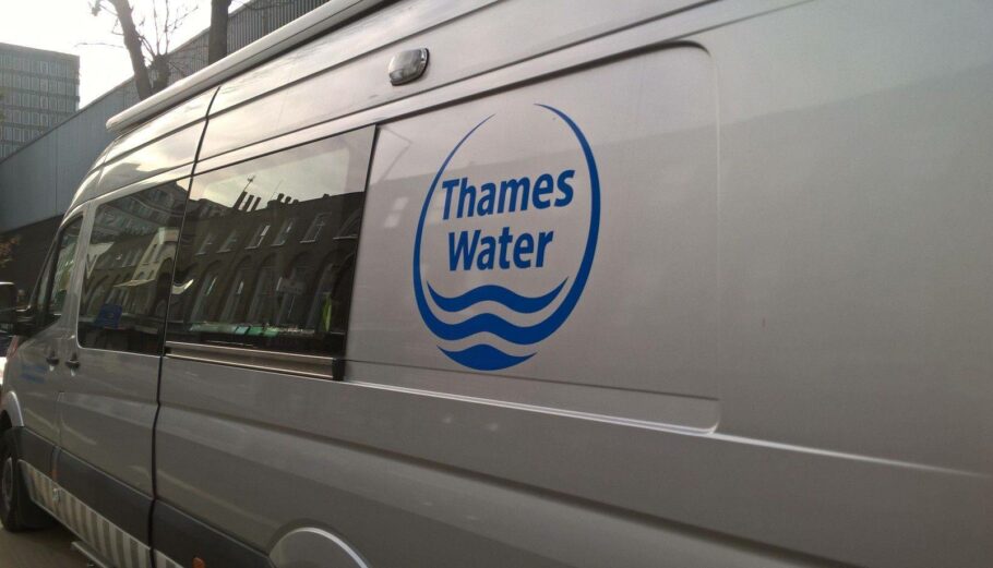 φορτηγό της Thames Water, της μεγαλύτερης εταιρείας στον τομέα της ύδρευσης στη Βρετανία@facebook.com/thameswater