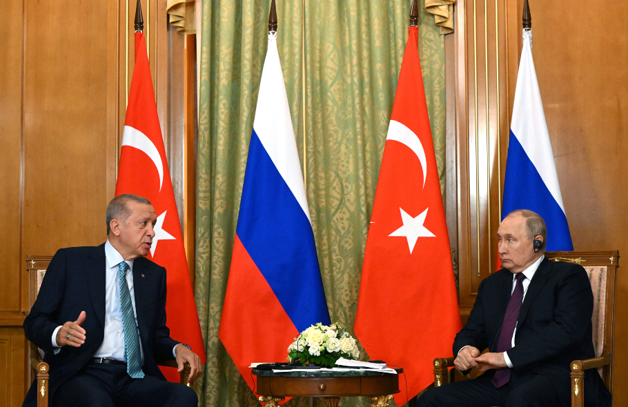 Συνάντηση Πούτιν με Ερντογάν στο Σότσι για τα σιτηρά©EPA