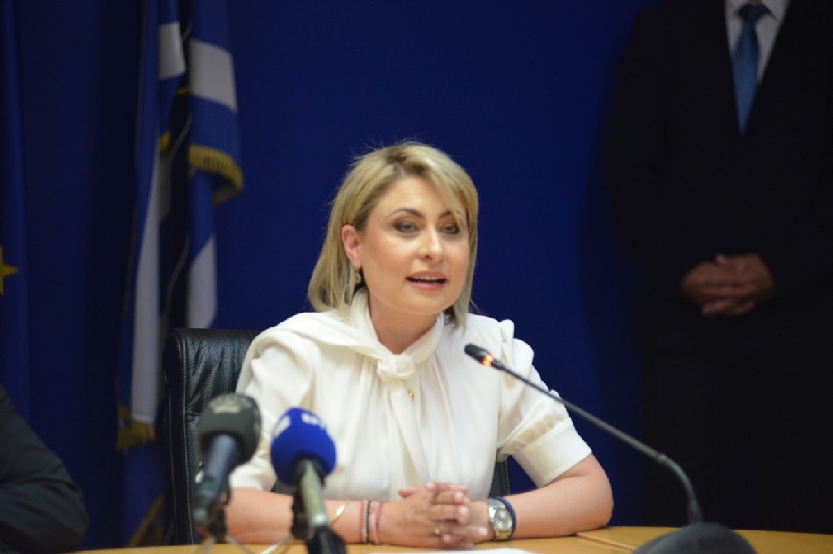 Η Χριστίνα Αλεξοπούλου, υφυπουργός υποδομών και μεταφορών