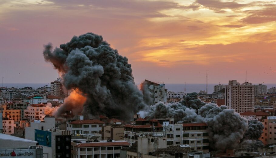 Ισραηλινός βομβαρδισμός του Πύργου της Παλαιστίνης στη Λωρίδα της Γάζας