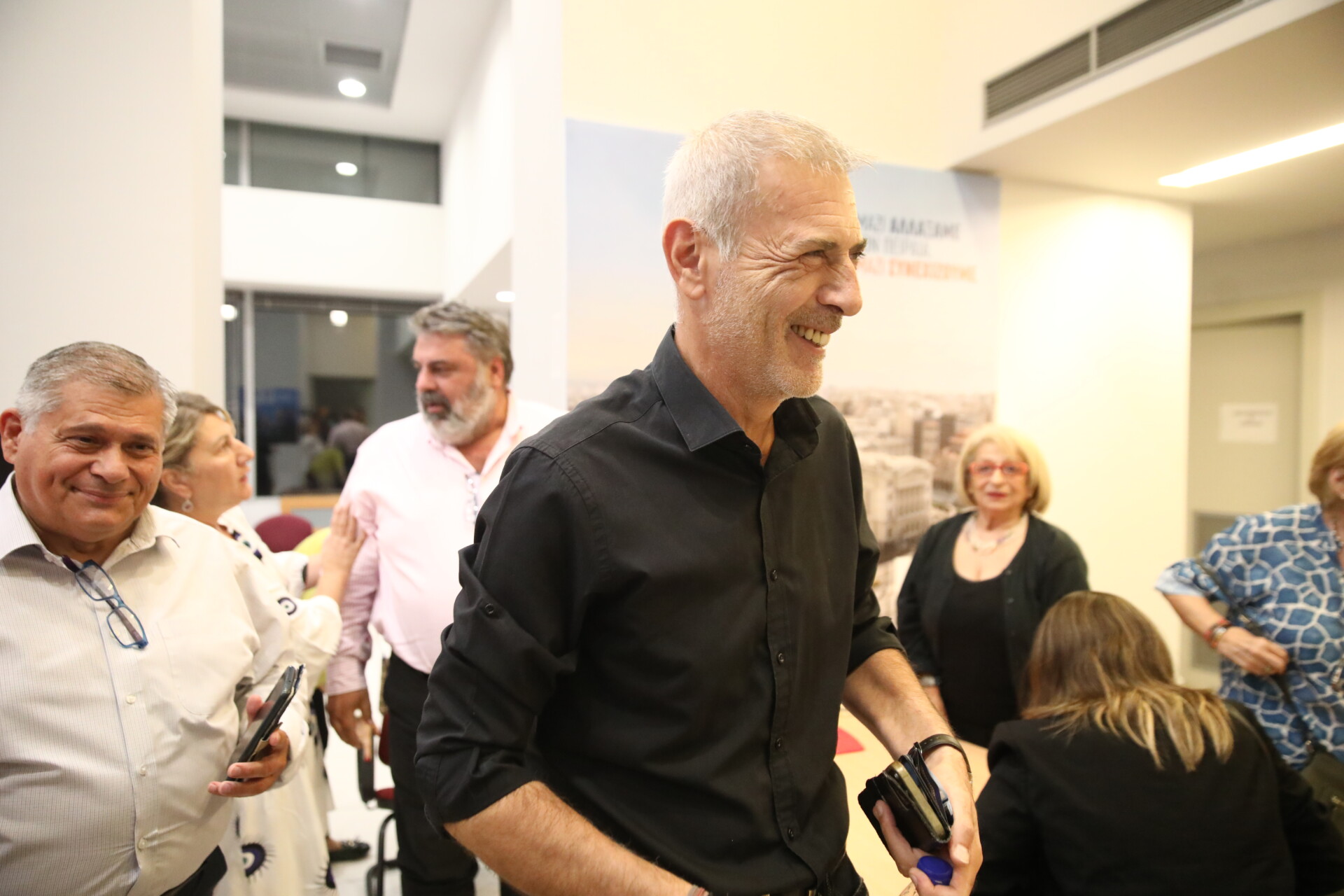 Δήμος Πειραιά: Θριαμβευτική νίκη Μώραλη με 69,70%
