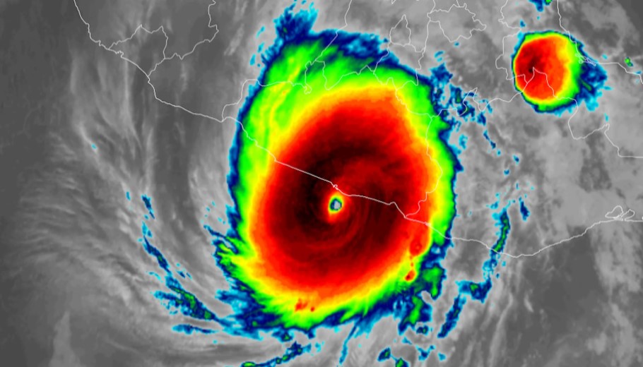 Δορυφορική εικόνα για τον τυφώνα Ότις στο Ακαπούλκο του Μεξικού © YouTube (screenshot)