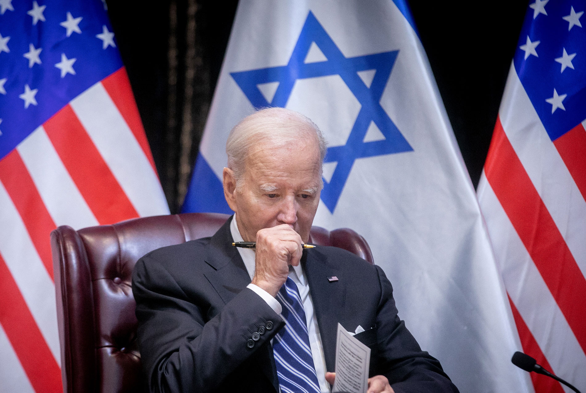 Ο Αμερικανός πρόεδρος Τζο Μπάιντεν κατά την εσπευσμένη επίσκεψή του στο Ισραήλ © EPA/MIRIAM ALSTER / POOL