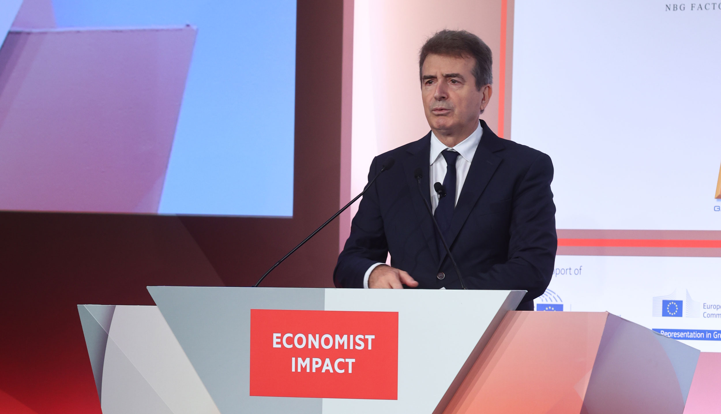 Χρυσοχοΐδης: 61 συλλήψεις για ενδοοικογενειακή βία τη Δευτέρα