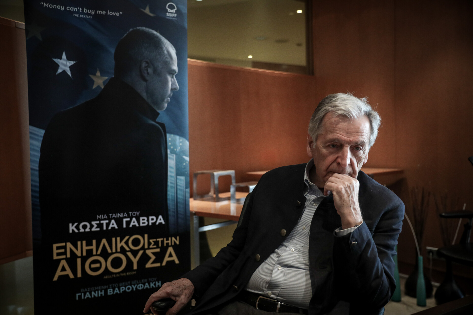 Ο σκηνοθέτης της ταινίας «Ενήλικοι στο δωμάτιο» Κώστας Γαβράς © EUROKINISSI/ΣΤΕΛΙΟΣ ΜΙΣΙΝΑΣ