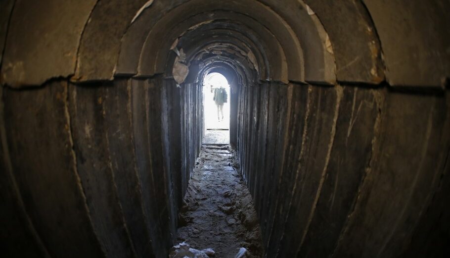 Στα τούνελ της Χαμάς στη Λωρίδα της Γάζας κρίνεται η μοίρα των ομήρων από το Ισραήλ © EPA/JACK GUEZ / POOL