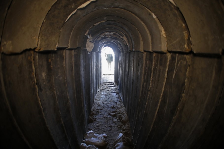 Στα τούνελ της Χαμάς στη Λωρίδα της Γάζας κρίνεται η μοίρα των ομήρων από το Ισραήλ © EPA/JACK GUEZ / POOL