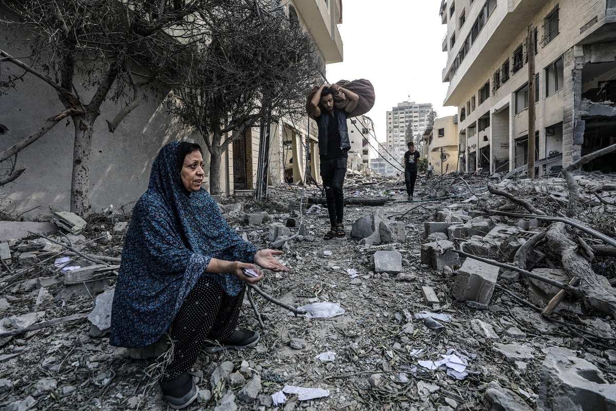 Συνεχίζονται οι βομβαρδισμοί στη Γάζα © EPA/MOHAMMED SABER