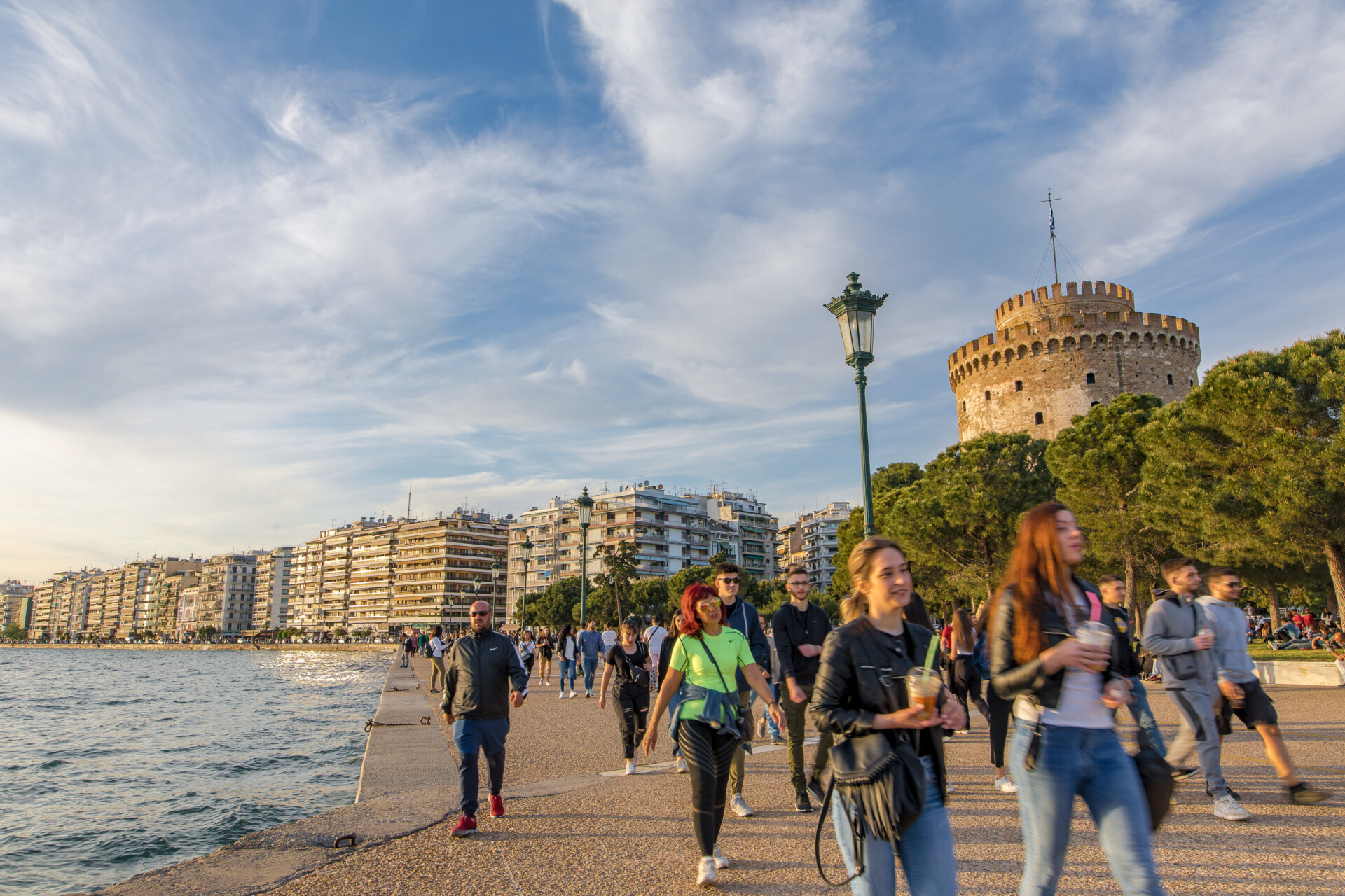 Κόσμος στη Θεσσαλονίκη © Eurokinissi