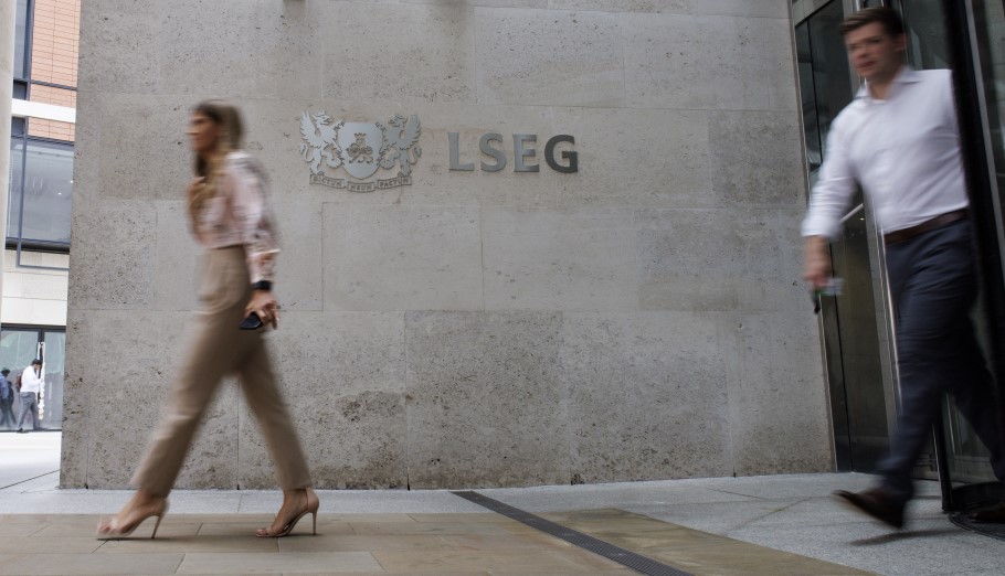 London Stock Exchange Group © EPA/TOLGA AKMEN