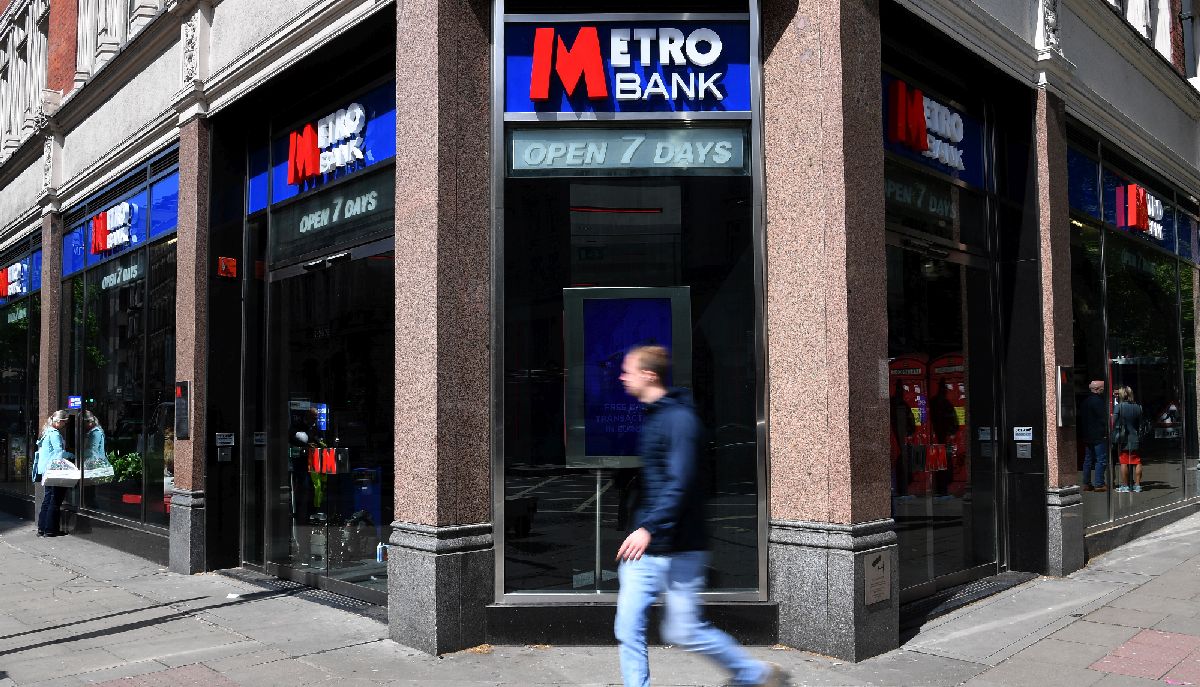 Η βρετανική Metro Bank © EPA/ANDY RAIN