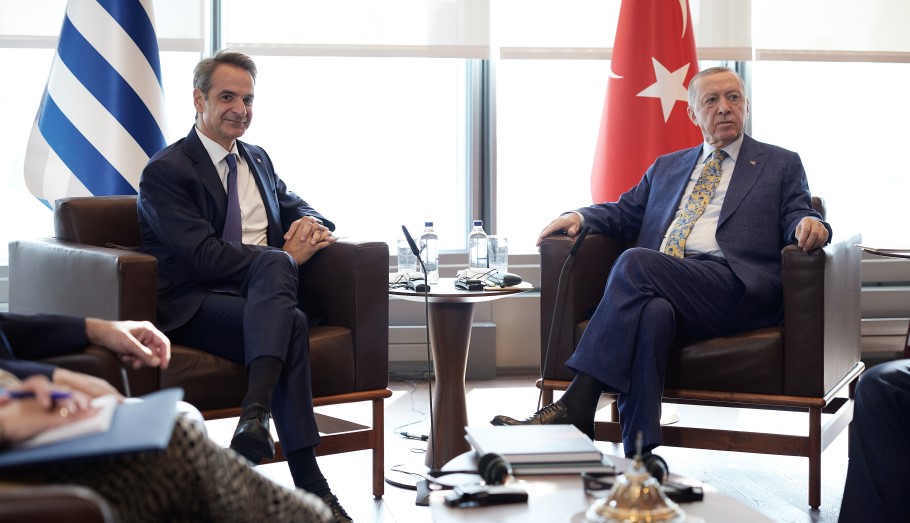 Ο Έλληνας πρωθυπουργός Κυριάκος Μητσοτάκης και ο Τούρκος πρόεδρος Ρετζέπ Ταγίπ Ερντογάν ©Eurokinissi