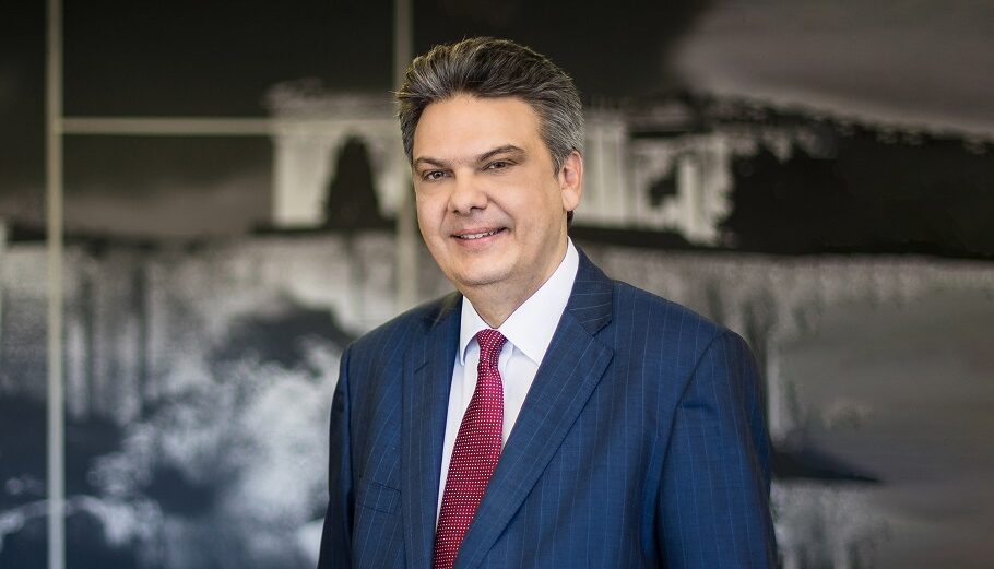 Τάσος Ιωσηφίδης, Εταίρος και Επικεφαλής του Τμήματος Συμβούλων Εταιρικής Στρατηγικής και Συναλλαγών της EY Ελλάδος@ ey.com/