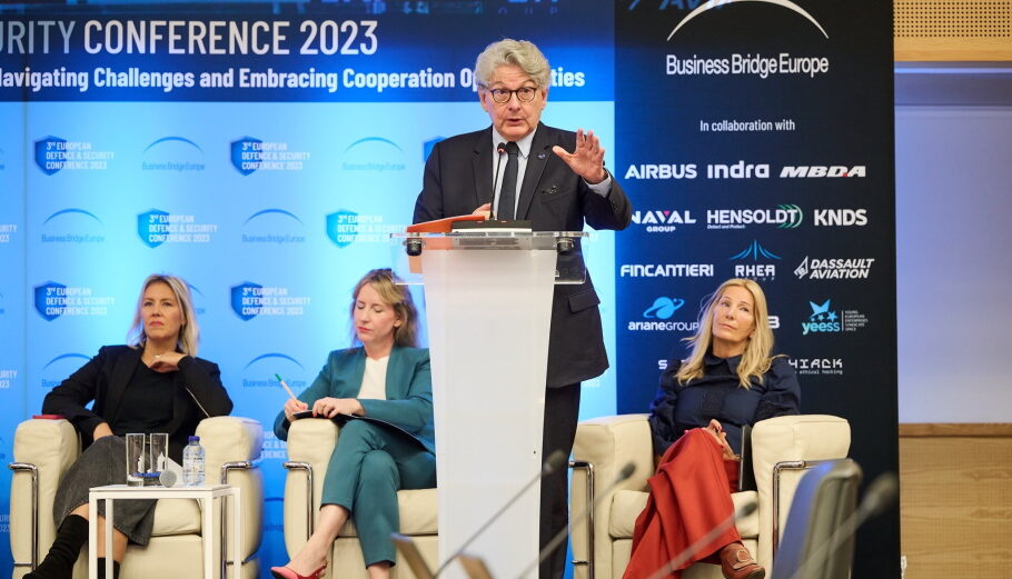 Ο Τιερί Μπρετόν, Ευρωπαίος Επίτροπος για την Εσωτερική Αγορά©3rd european defence and security conference