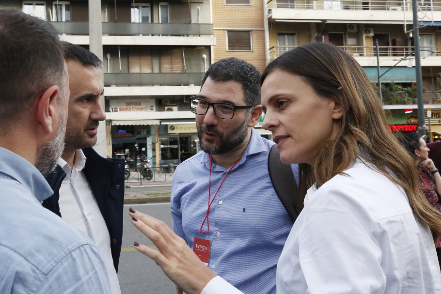 Οι βουλευτές του ΣΥΡΙΖΑ Έφη Αχτσιόγλου, Αλέξης Χαρίτσης και Νάσος Ηλιόπουλος ©/ΑΠΕ-ΜΠΕ/ΑΛΕΞΑΝΔΡΟΣ ΒΛΑΧΟΣ