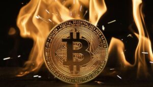 Σπάει τα κοντέρ το Bitcoin, ξεπέρασε τα 111.800 δολάρια