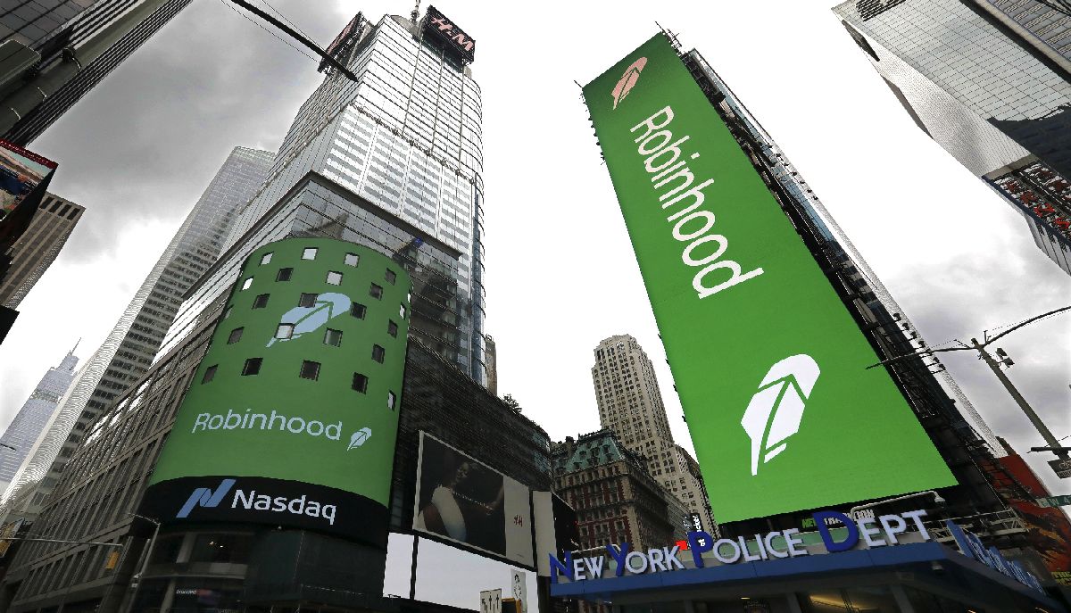 Robinhood © EPA/PETER FOLEY