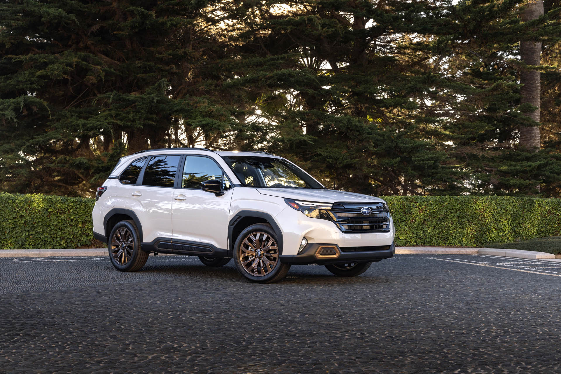 Τo νέο Subaru Forester θα κυκλοφορήσει και σε υβριδική έκδοση