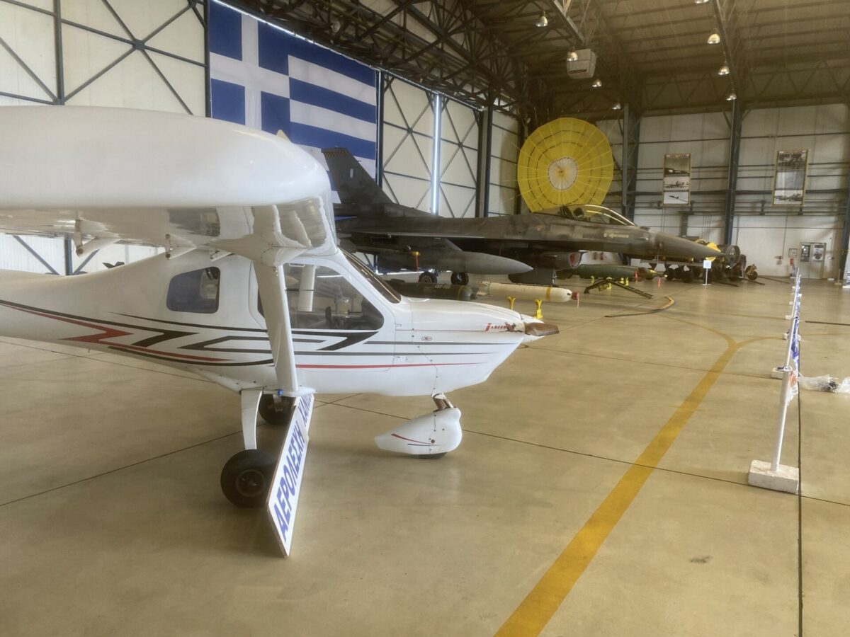 Αεροσκάφος της Αερολέσχης Χανίων © facebook.com/aerolesxi