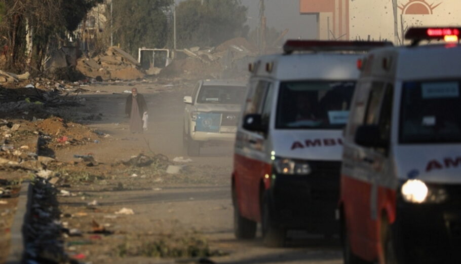Ασθενοφόρα στη Γάζα © EPA/MOHAMMED SABER
