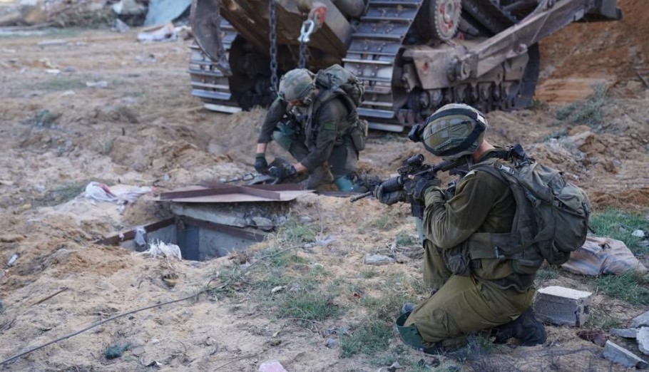 Στρατιώτες του Ισραήλ μπροστά σε τούνελ της Χαμάς στη Γάζα/ Πηγή ΦΩΤΟ: IDF/Twitter