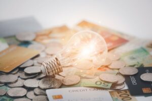 Τιμές ενέργειας: Στις 22 Απριλίου η εργαλειοθήκη της Κομισιόν