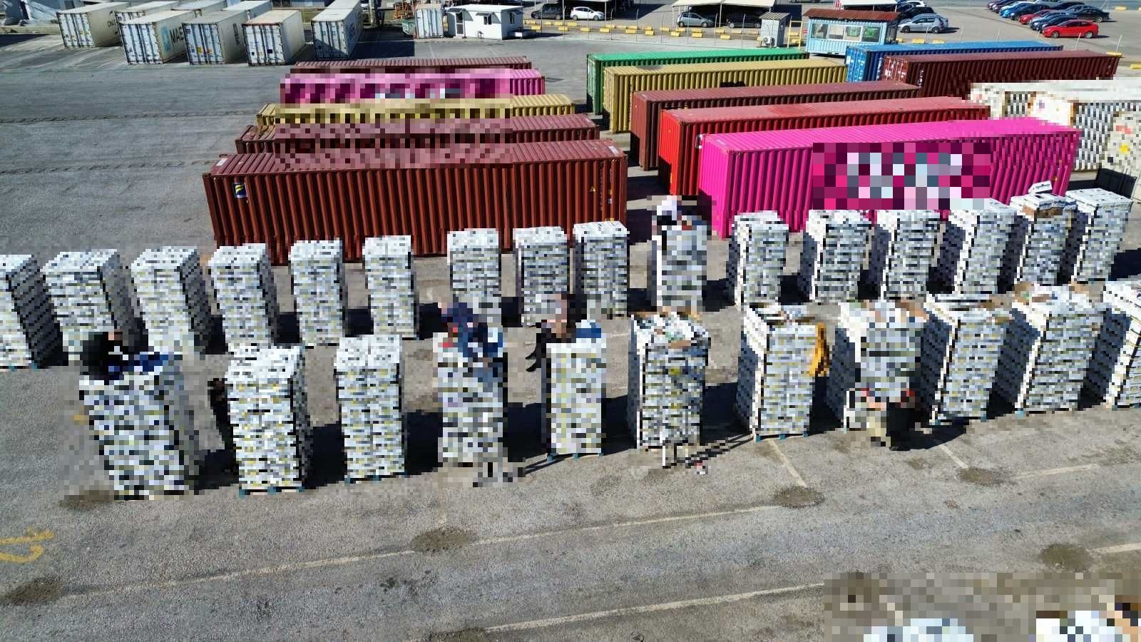 Κοντέινερ με μπανάνες έκρυβε 91 κιλά κοκαΐνης τεσσάρων εκατ. ευρώ @Λιμενικό Σώμα