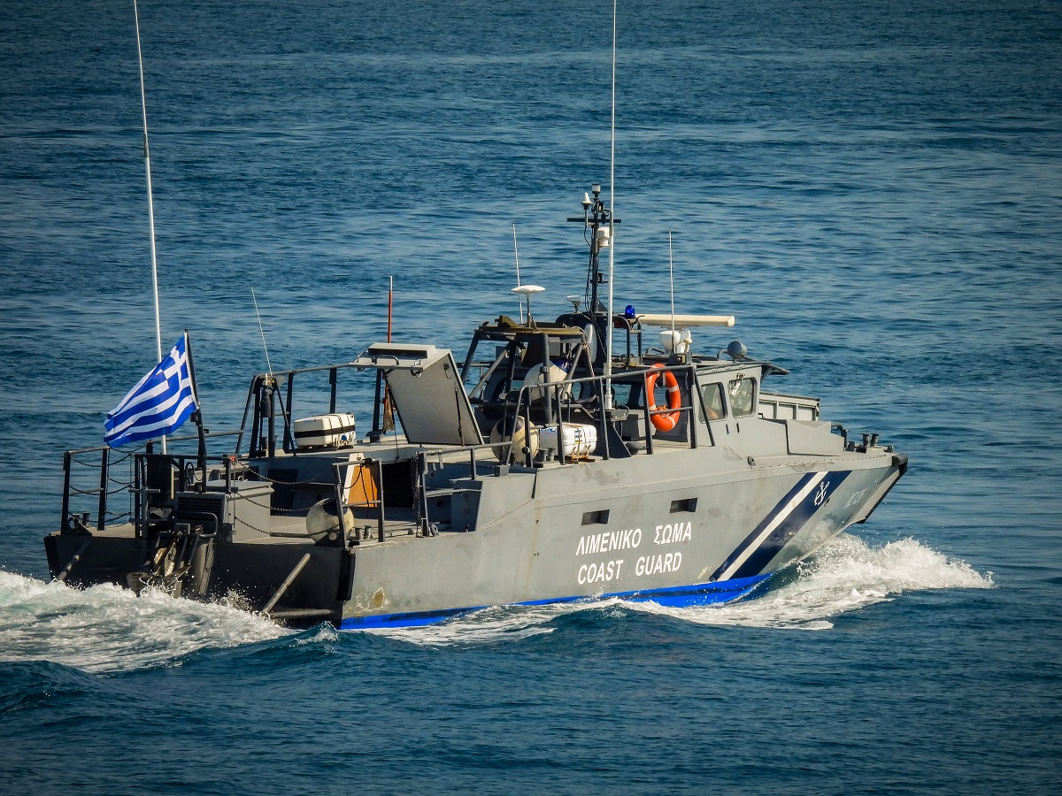 Σε εξέλιξη επιχείρηση του Λιμενικού αέρα, για τον εντοπισμό αγνοουμένων ναυτικών μετά τη βύθιση του φορτηγού πλοίου «RAPTOR» ανοιχτά της Λέσβου © Eurokinissi