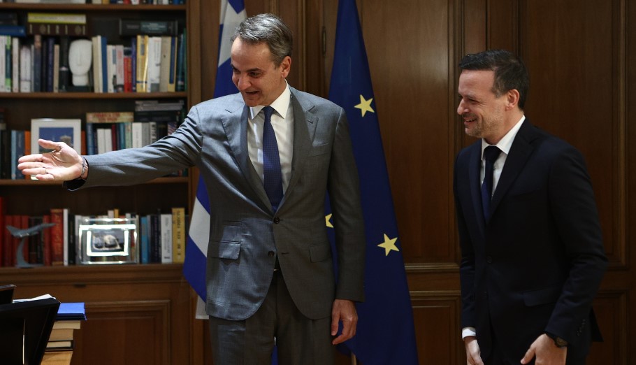 Κυριάκος Μητσοτάκης και Χάρης Δούκας © EUROKINISSI/ΒΑΣΙΛΗΣ ΡΕΜΠΑΠΗΣ