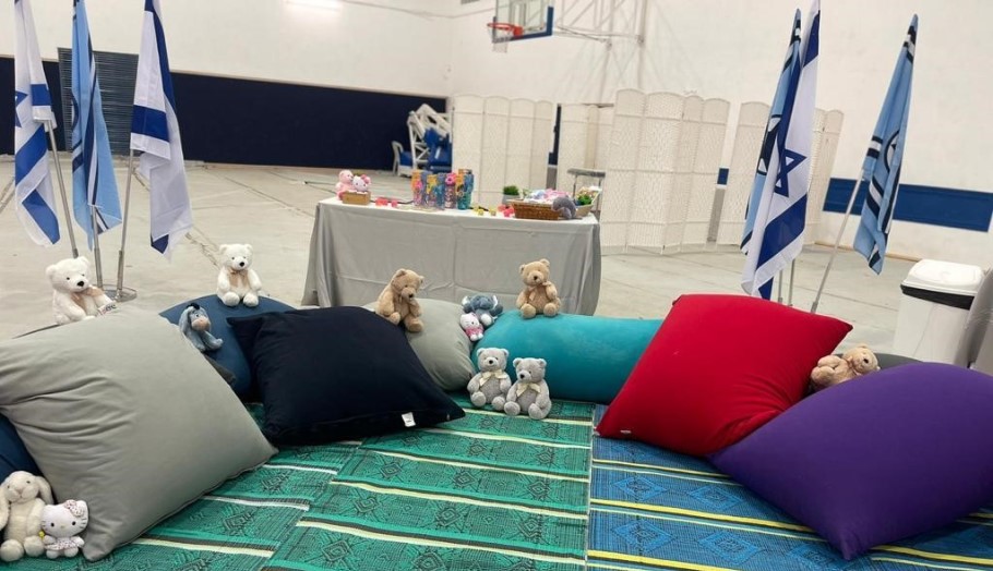 Κέντρο υποδοχής των ομήρων της Χαμάς στο Τελ Αβίβ © IDF/TWITTER