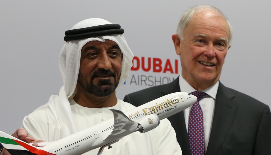 O σεΐχης Ahmed bin Saeed Al Maktoum (πρόεδρος) και ο Τιμ Κλαρκ (CEO) της Emirates © EPA/ALI HAIDER
