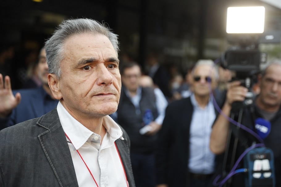 Τσακαλώτος: Ο Τσίπρας έπρεπε να είχε πάρει θέση