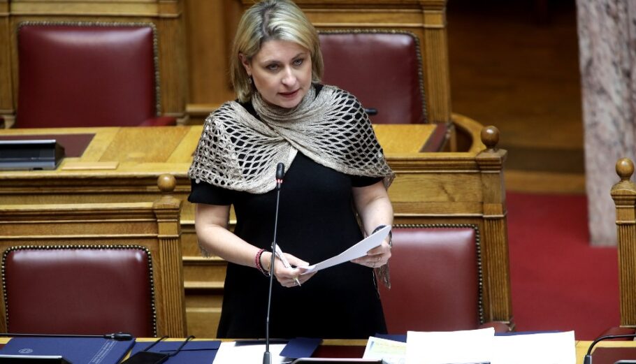 Η υφυπουργός Υποδομών και Μεταφορών, αρμόδια για τις υποδομές, Χριστίνα Αλεξοπούλου © ΔΤ