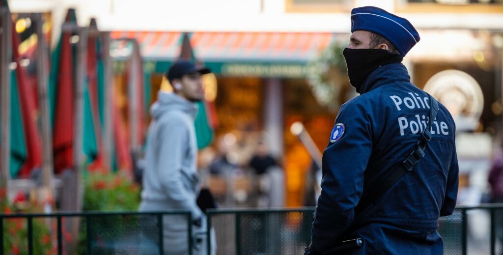 Βέλγιο: Προειδοποίηση για παγιδευμένο με εκρηκτικά ΙΧ σε πλοίο