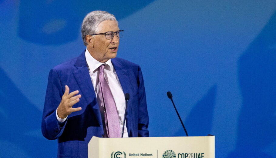Ο Μπιλ Γκέιτς στην COP28 © EPA/MARTIN DIVISEK