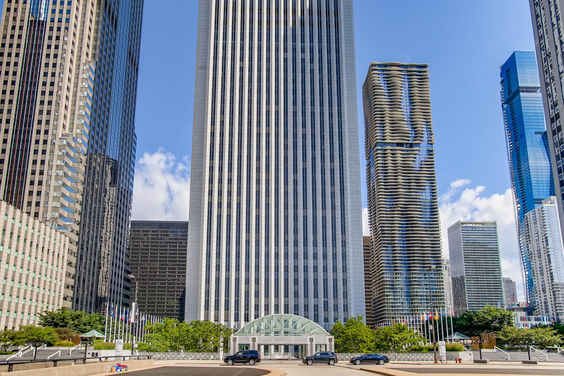 Aon Center, ο τρίτος ψηλότερος πύργος στο Λος Άντζελες, @haoncenter.info