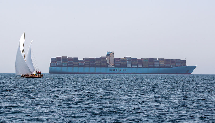 Η Maersk στην Ερυθρά Θάλασσα © EPA/ALI HAIDER