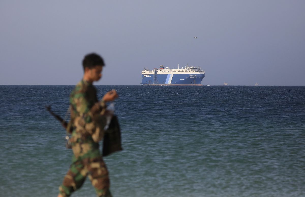 Το πλοίο Galaxy Leader που κατέλαβαν οι Χούτι στα ανοικτά των ακτών της Υεμένης © EPA/YAHYA ARHAB