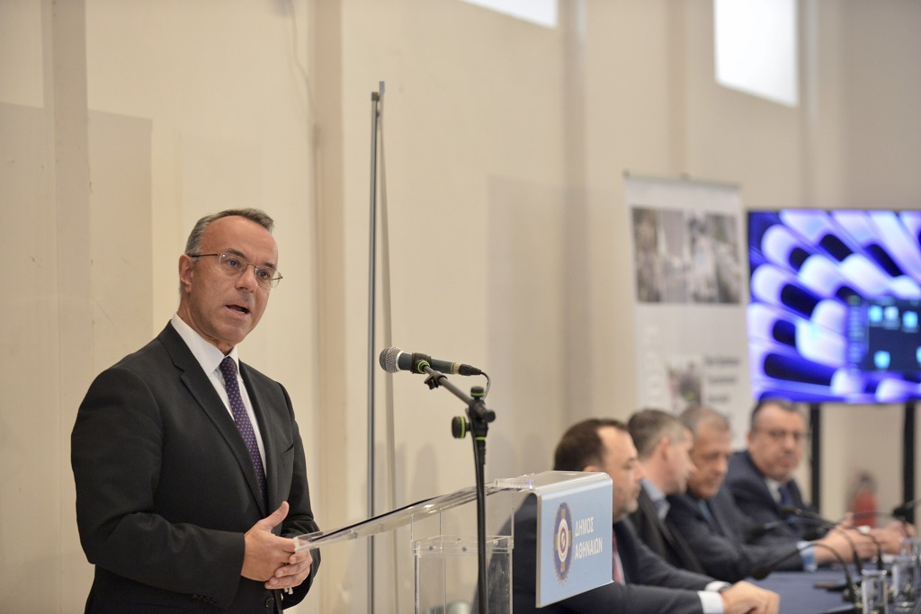 Σταϊκούρας: Λειτουργικότητα και αισθητική στους νέους σταθμούς του Μετρό