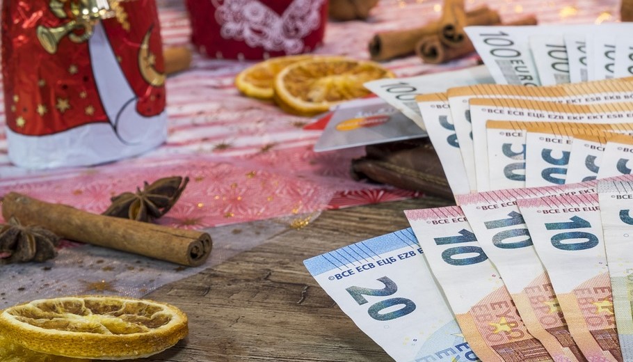 Δώρο Χριστουγέννων: Πάνω από 1000 οι καταγγελίες μη καταβολής