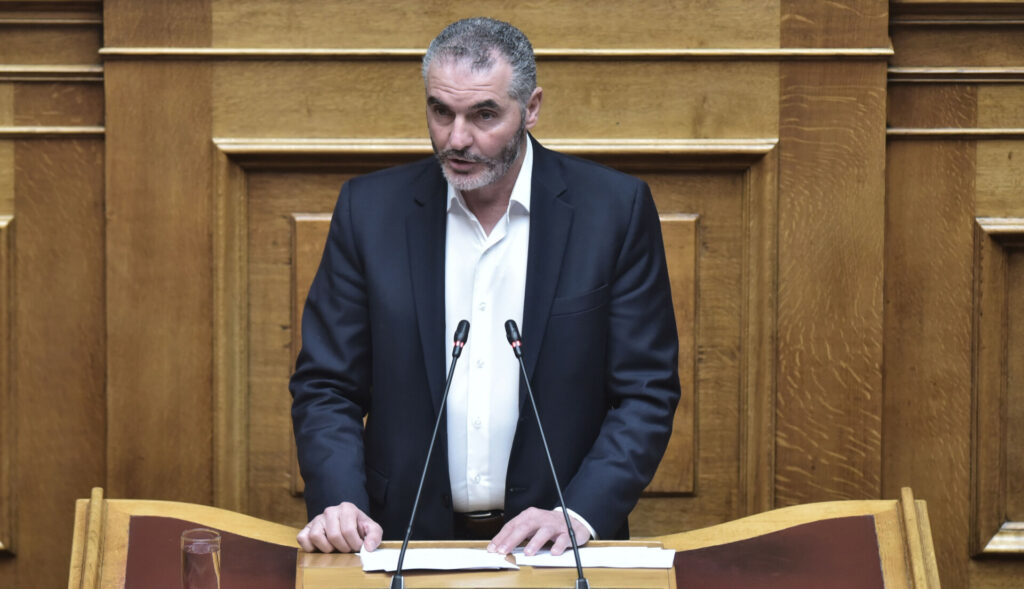 Βέλη ΠΑΣΟΚ για τις αγροτικές ενισχύσεις