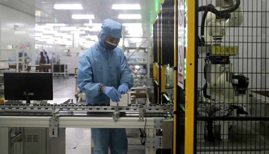 Κίνα: 40,7% πάνω η παραγωγή ενεργειακού φορτίου μπαταριών