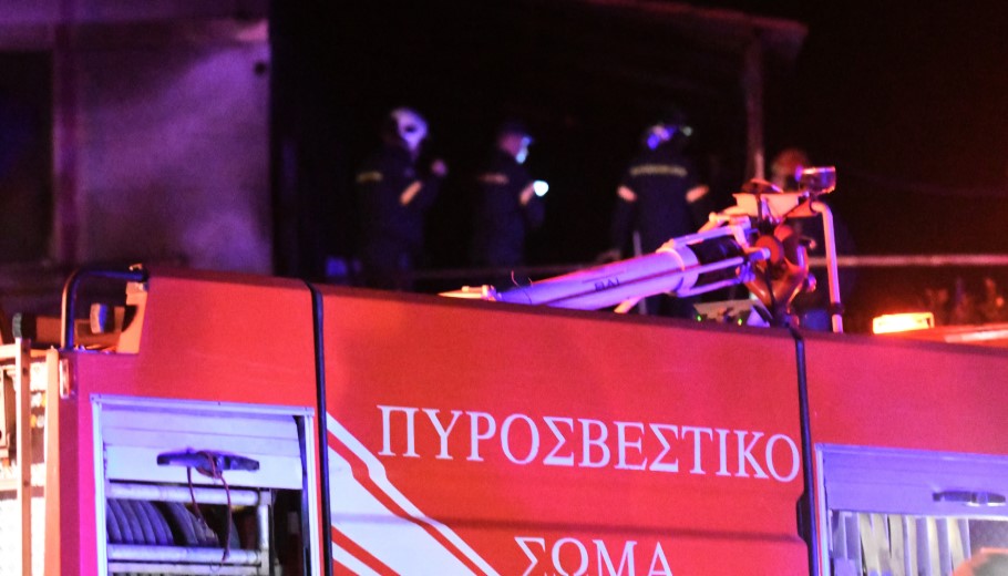Πυροσβέστες © EUROKINISSI/ΒΑΣΙΛΗΣ ΠΑΠΑΔΟΠΟΥΛΟΣ