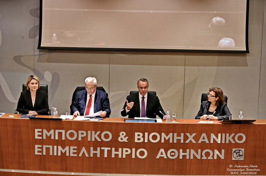 Σταϊκούρας: Οι 4 πυλώνες για επιτάχυνση της Πράσινης Μετάβασης